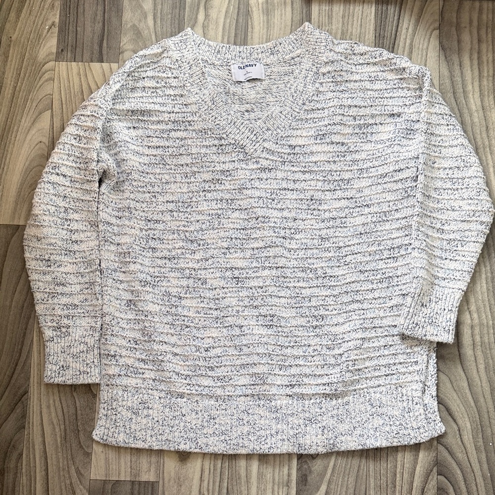 Natural Fibers 100% Cotton Old Navy Textured V-Neck Sweater in Blue